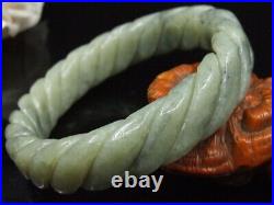 19146 Chinese Antique Celadon Nephrite hetian Jade STATUE bracelet Twisted wire
