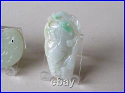5 Vintage Chinese Jade Items Pendants, Snuff Bottle, Baby Lock, Celadon & White
