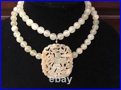 Increadable Chinese Celadon Jade Very Long Necklace & Carved Pendant No Reserve