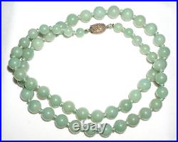 Vintage Chinese Celadon Green Jadeite Jade Bead Necklace w. Silver Clasp (-)
