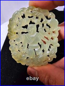 Vtg Chinese Carved celadon jade pendant reversible with 1 character- READ- L3